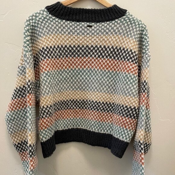 O'NEIL BILLIE CROPPED STRIPE SWEATER NWT - Picture 9 of 9